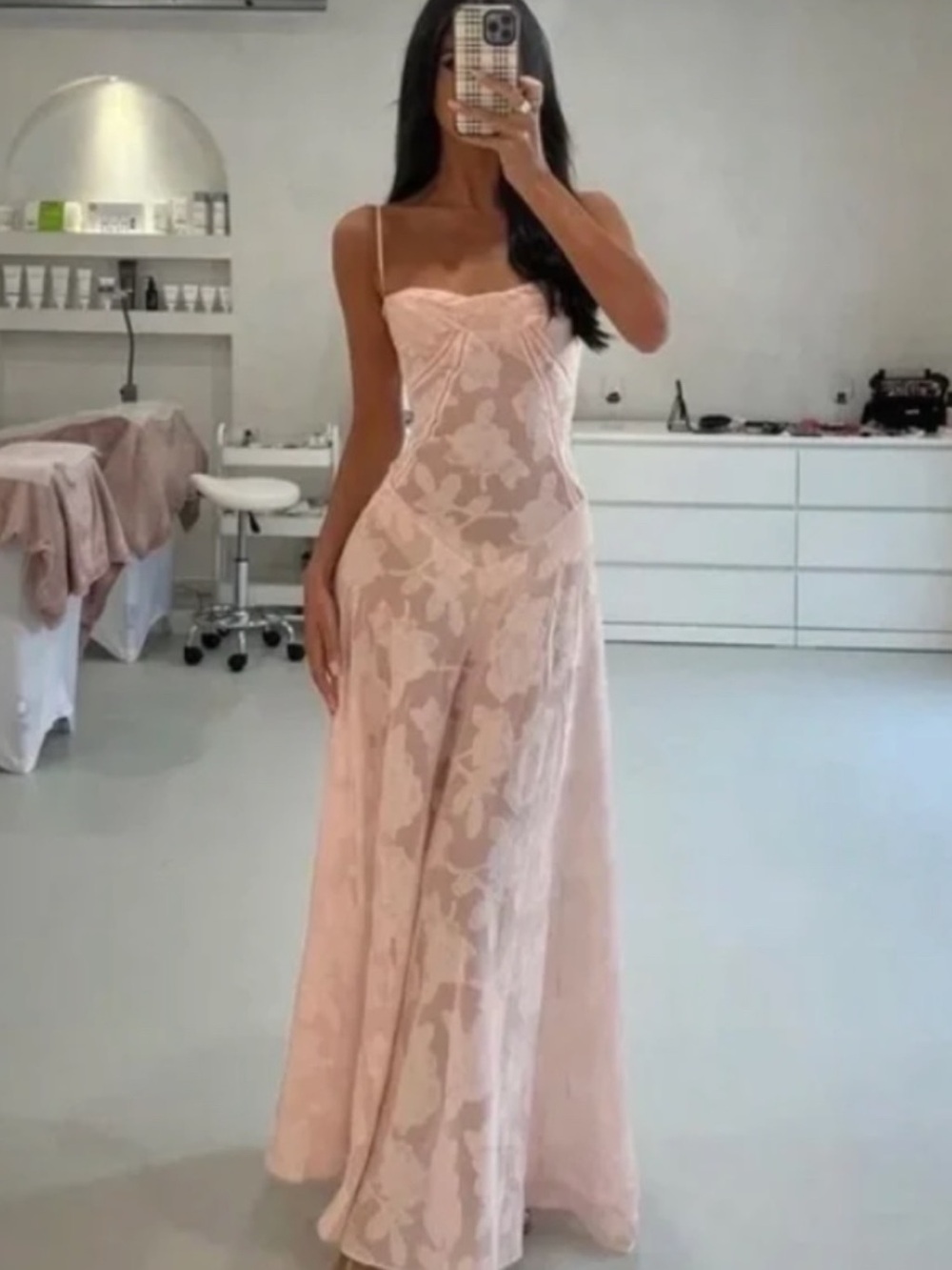 House of Cb 'Seren' Soft Pink Floral Lace Back Maxi Dress
NWOT